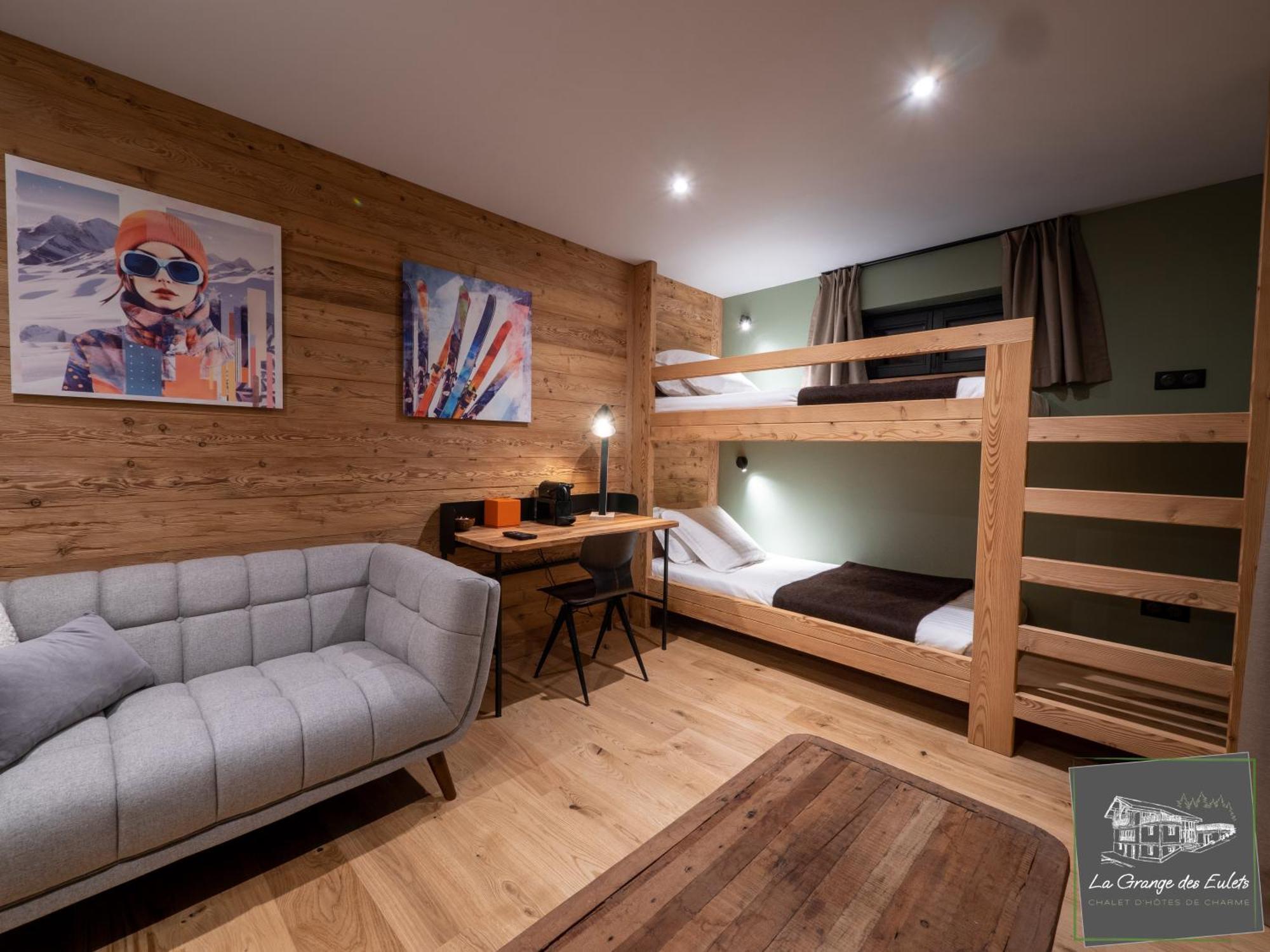 La Grange Des Eulets Hotell Bourg-Saint-Maurice Exteriör bild