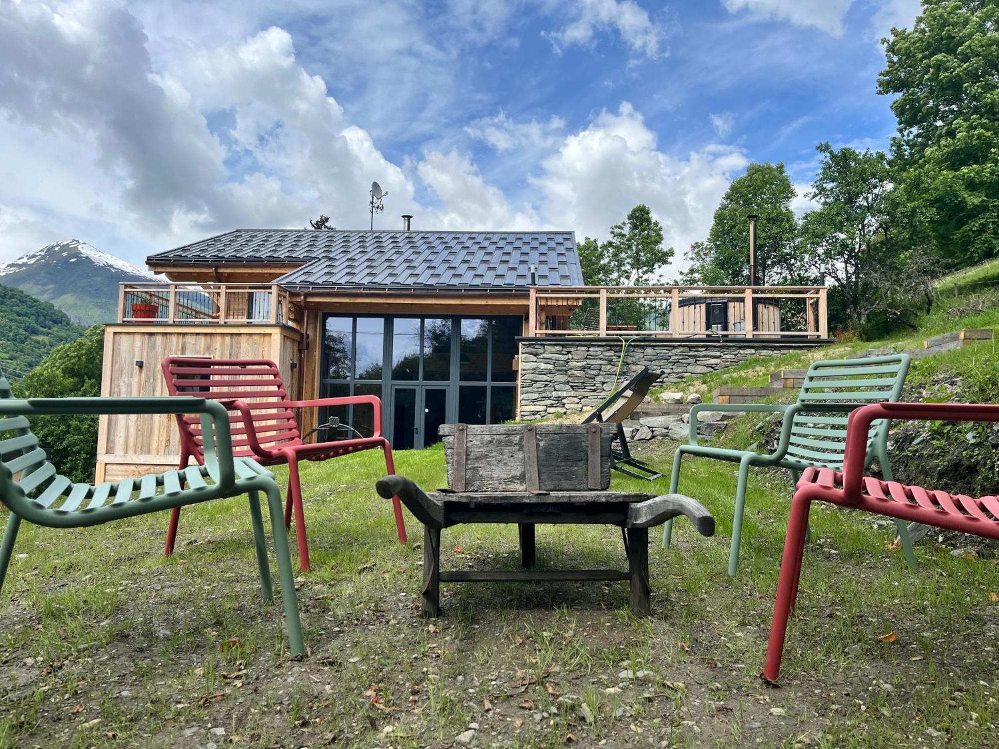 La Grange Des Eulets Hotell Bourg-Saint-Maurice Exteriör bild