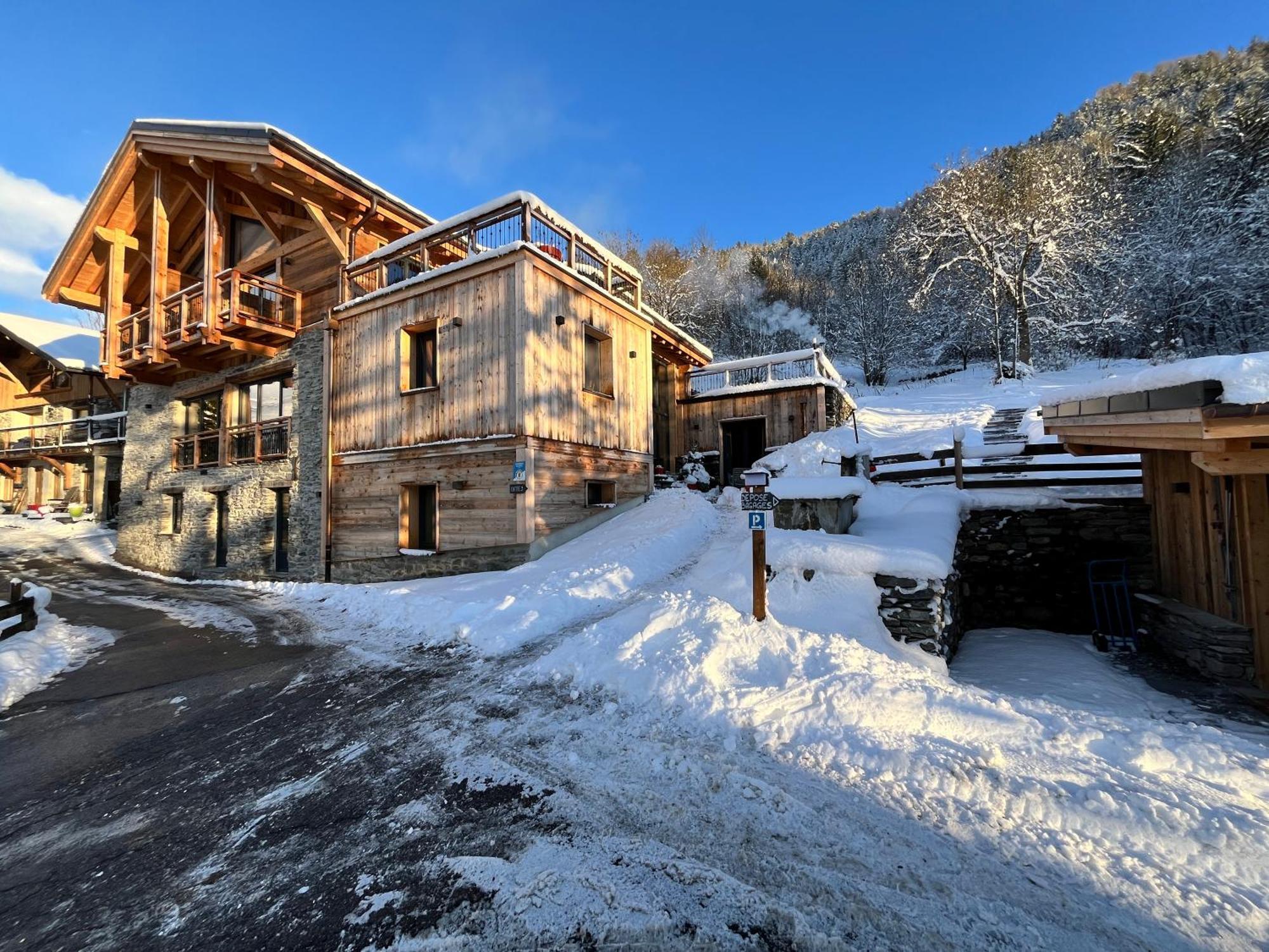 La Grange Des Eulets Hotell Bourg-Saint-Maurice Exteriör bild