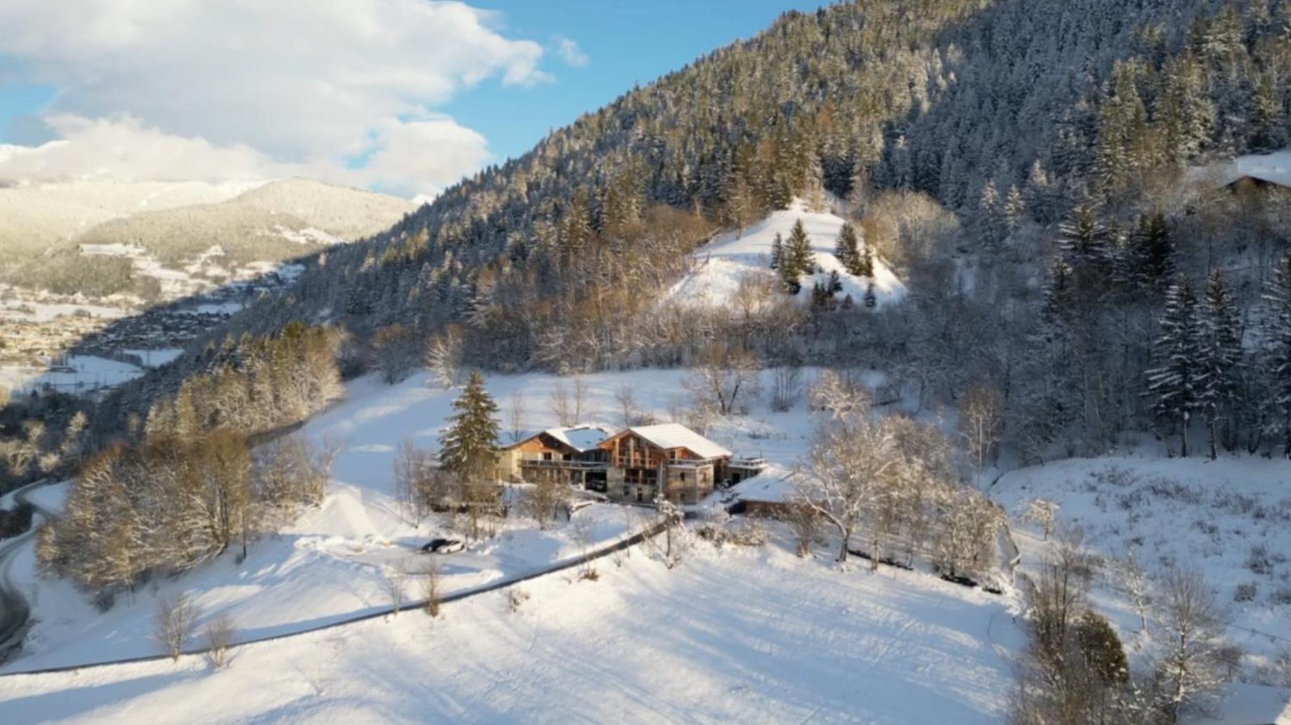 La Grange Des Eulets Hotell Bourg-Saint-Maurice Exteriör bild
