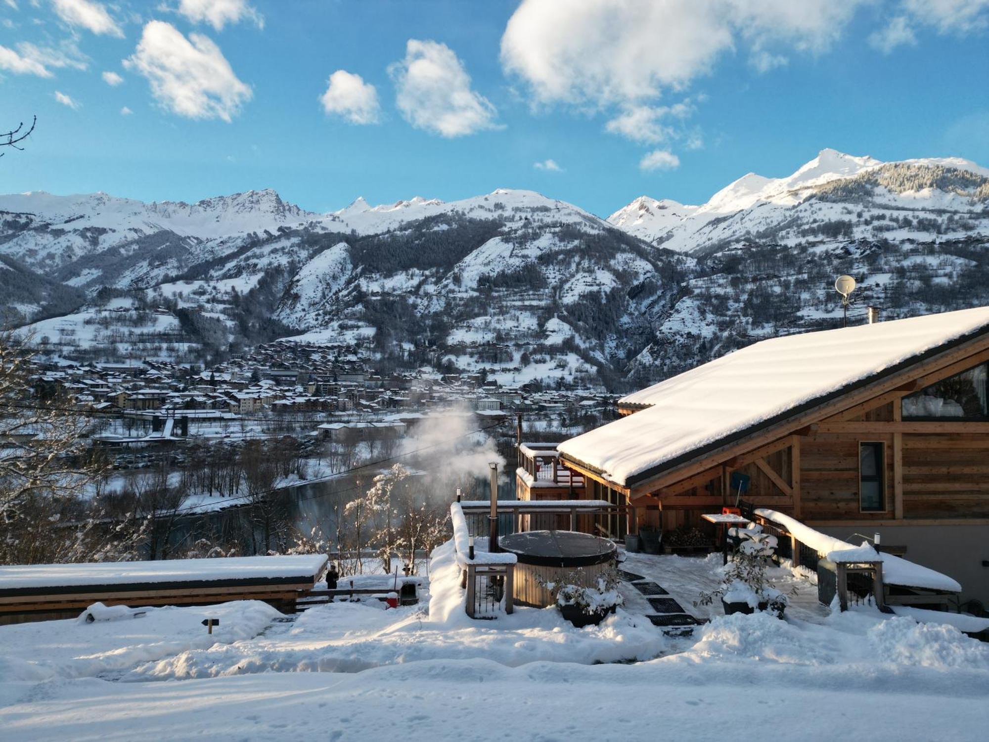 La Grange Des Eulets Hotell Bourg-Saint-Maurice Exteriör bild